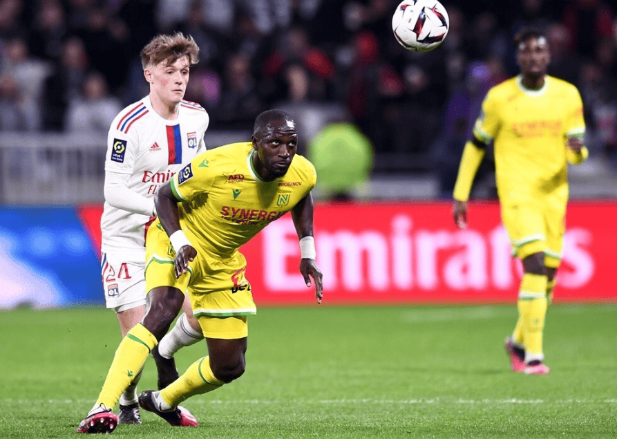 周六028 法甲｜南特vs里昂：主场韧性VS连胜势头！防反攻坚VS高位逼抢